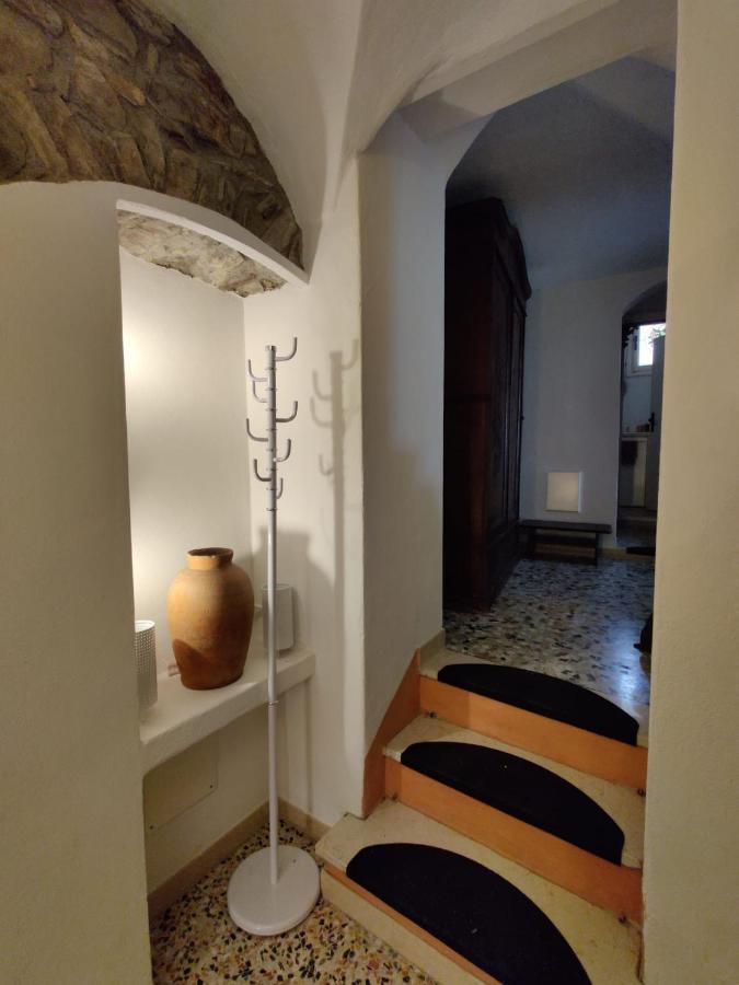 Casa Del Gufo Appartement Perinaldo Buitenkant foto