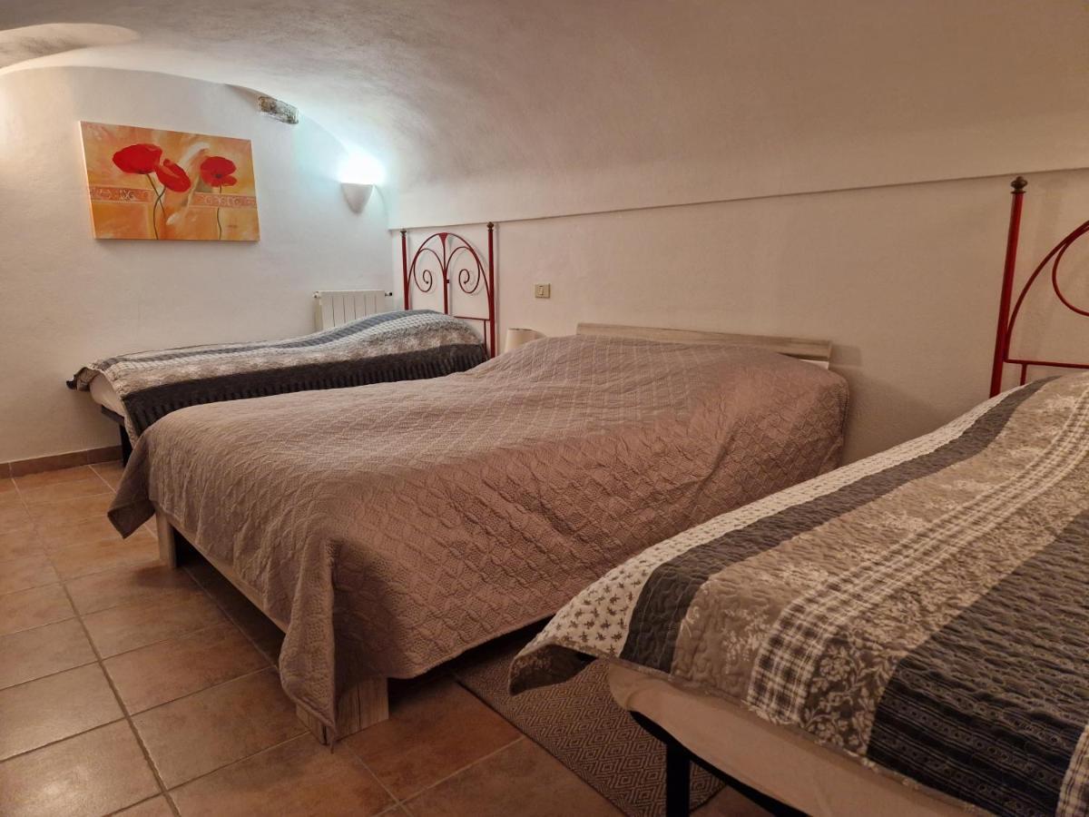 Casa Del Gufo Appartement Perinaldo Buitenkant foto